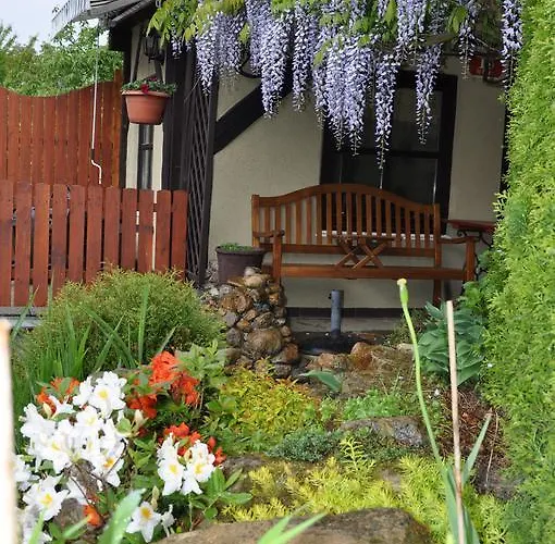 Bílá Hora - Roudná *