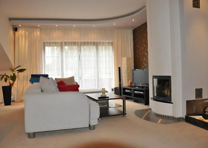 Bílá Hora - Roudná